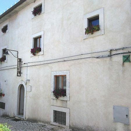 Affittacamere Le Rondini Civitella Alfedena Exterior foto